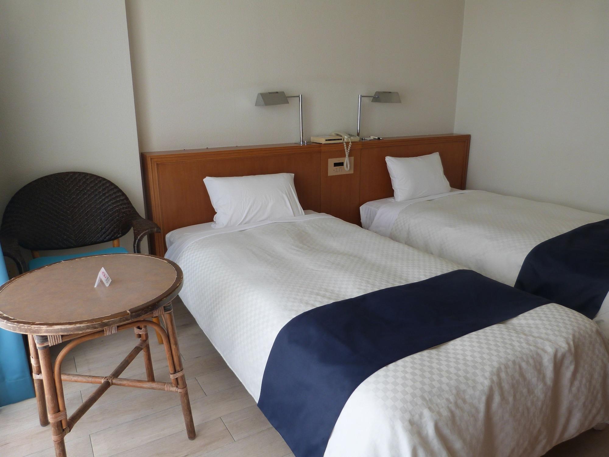 En Resort Kumejima Eef Beach Hotel Exterior photo