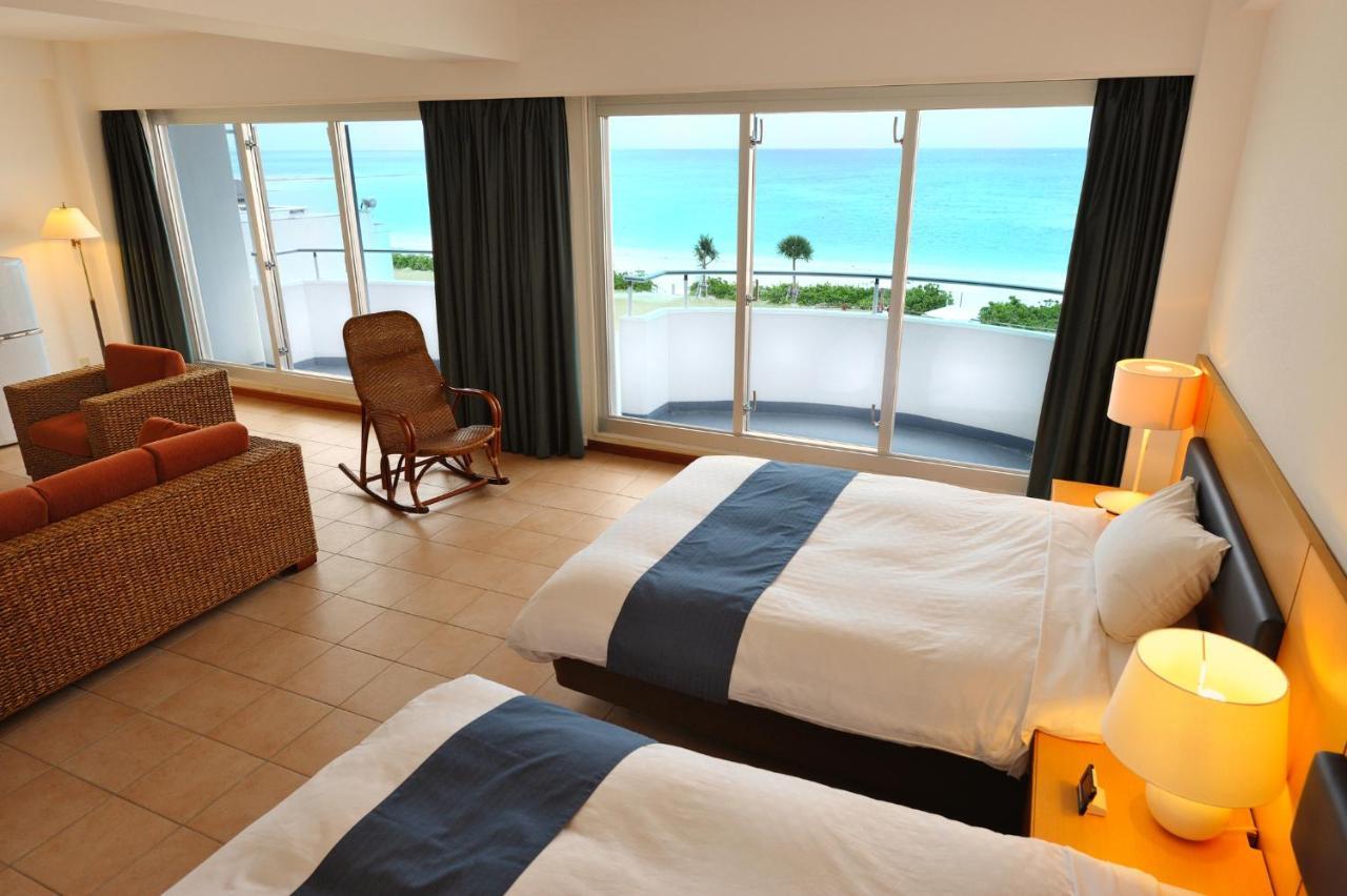 En Resort Kumejima Eef Beach Hotel Exterior photo