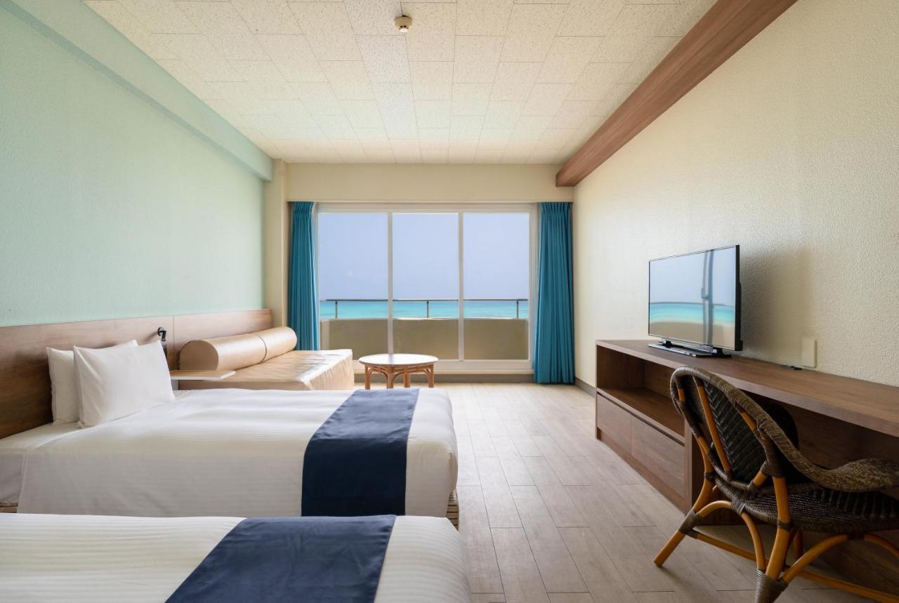 En Resort Kumejima Eef Beach Hotel Exterior photo