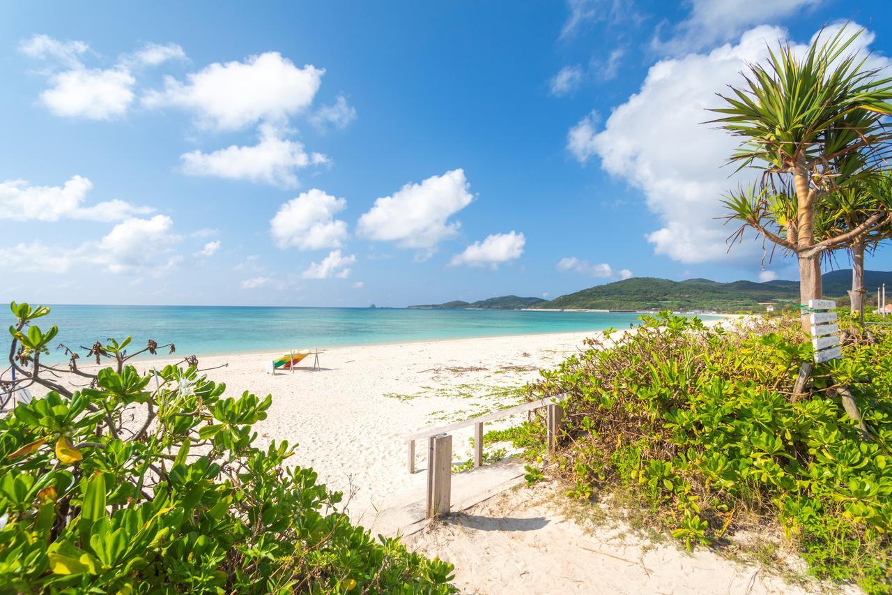 En Resort Kumejima Eef Beach Hotel Exterior photo